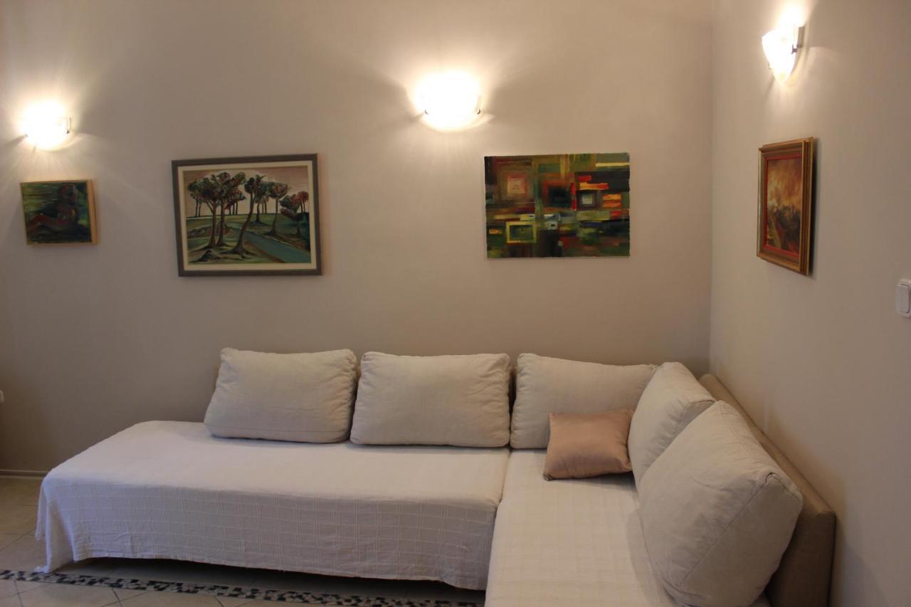 Adagio Theatre Apartment Split Exterior foto